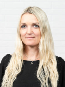 KAMPER Eva